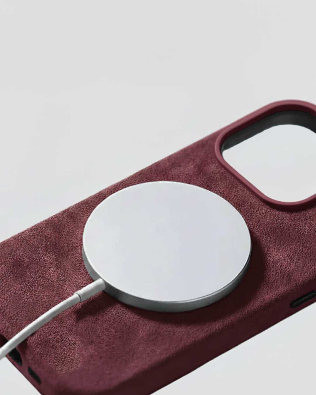 iPhone 15 - Alcantara Case - Burgundy Red